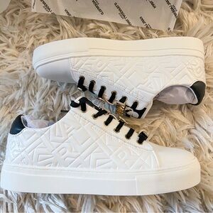 NIB Karl Lagerfeld Cate Karl Box